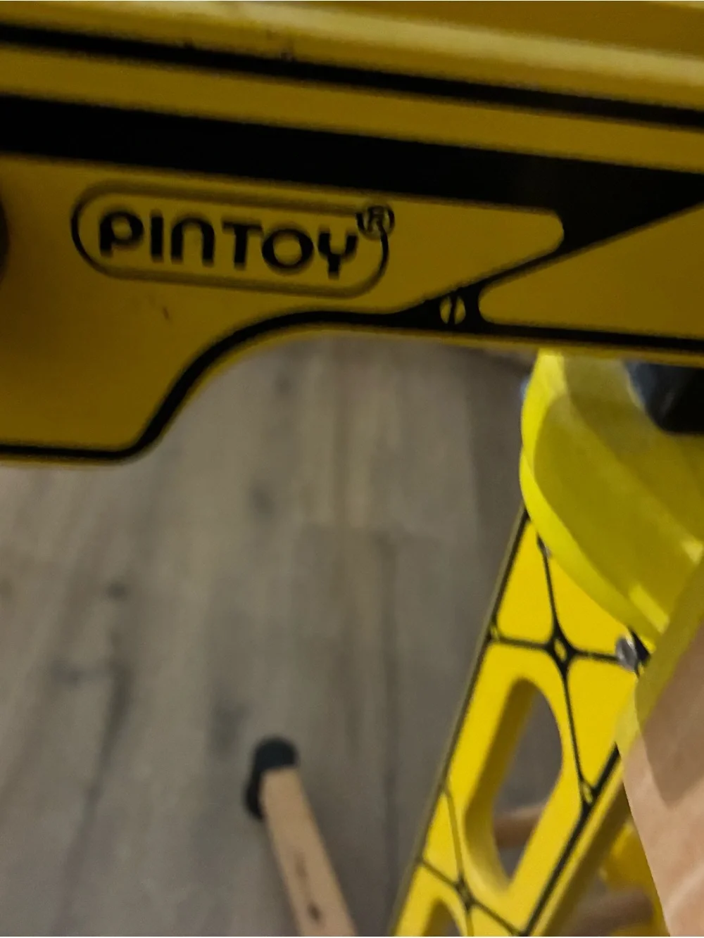 Pintoy bright yellow